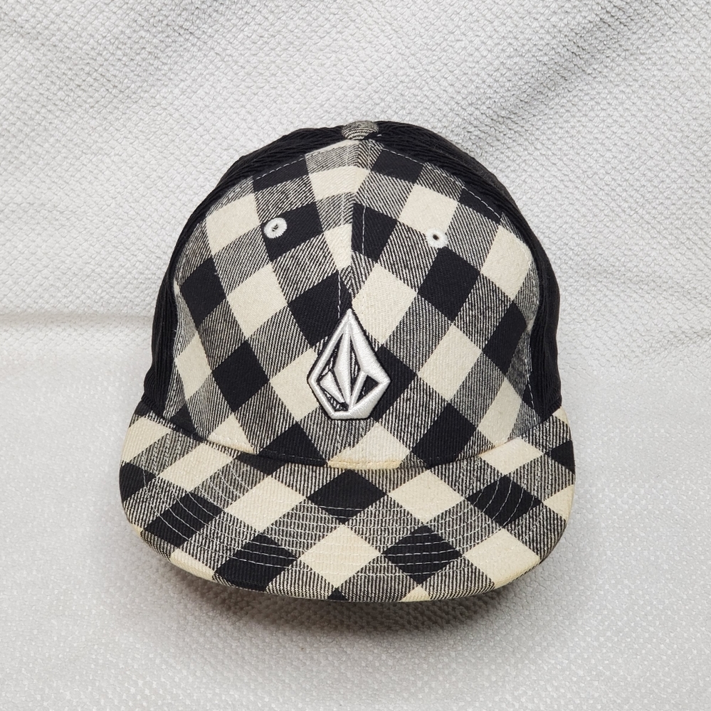 Volcom fitted hat
